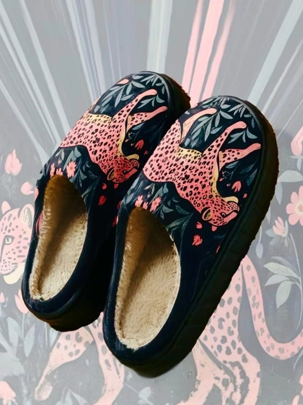 Pink Leopard - Slippers - Picture 2 of 5